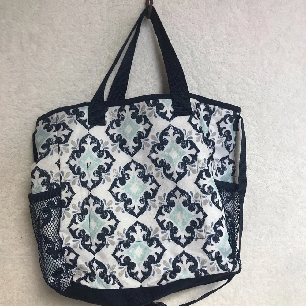 thirty-one Navy and Light Blue Patterned Tote